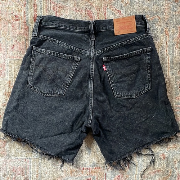 Black Wash 501 Levi’s - Picture 2 of 2